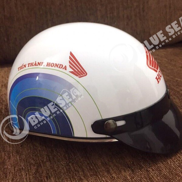 Đặt nón bảo hiểm theo yêu cầu